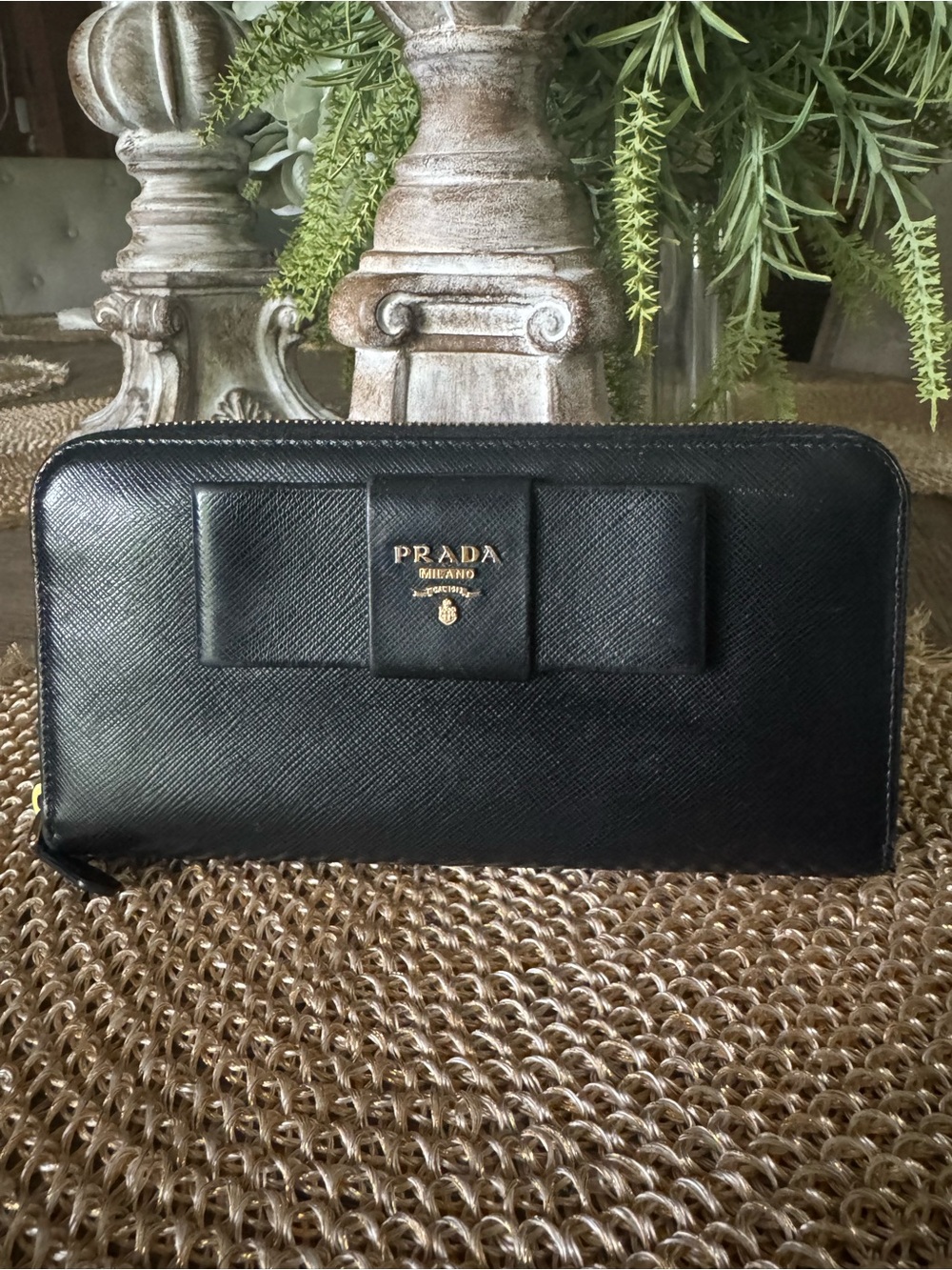 PRADA Saffiano Leather Zip Wallet in Black with Bow Detail EXCELLENT Condition
